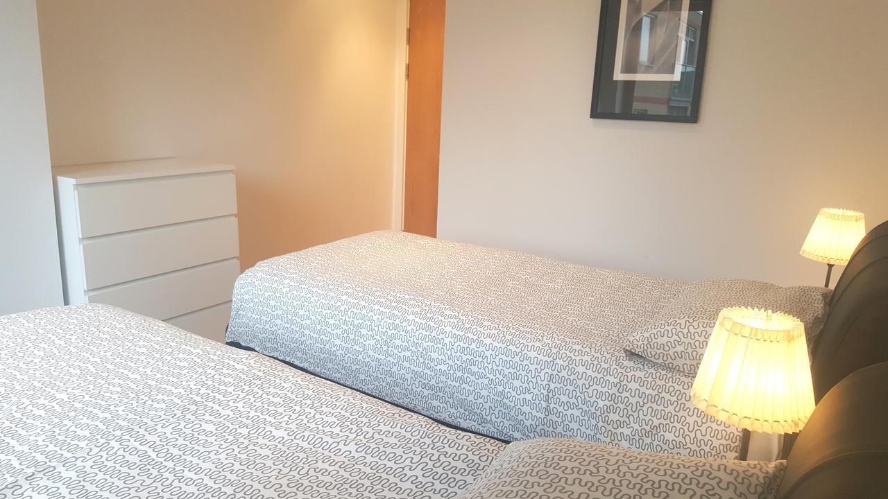 East Croydon Apartments - Just 3 Mins Walk To East Croydon Station Værelse billede