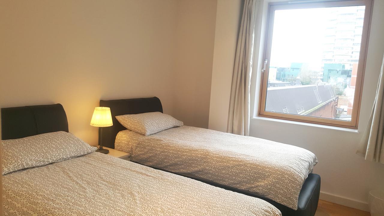 East Croydon Apartments - Just 3 Mins Walk To East Croydon Station Værelse billede